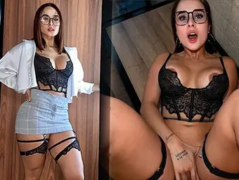 Abella Olsen's petite Latina secretary in lingerie gets creampied in office roleplay