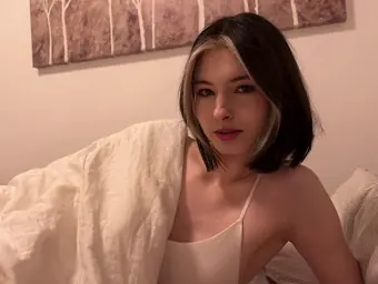 Cutie Kim cheats on her boyfriend with her stepbro in hot POV action