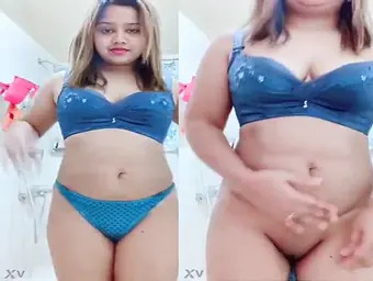 Indian teen with hairless pussy and shaved twat on webcam