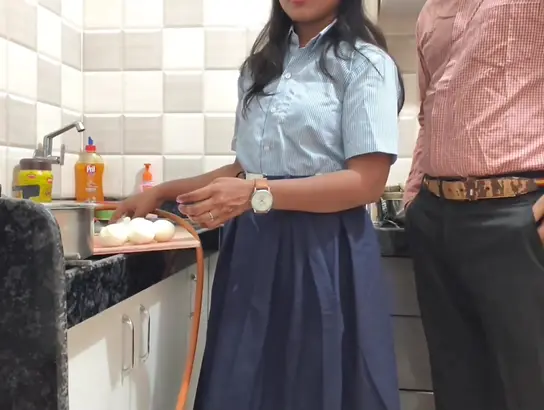 Witness Mumbai Ashu, a steamy Desi nubile, get pounded firm by a building lecturer in public!